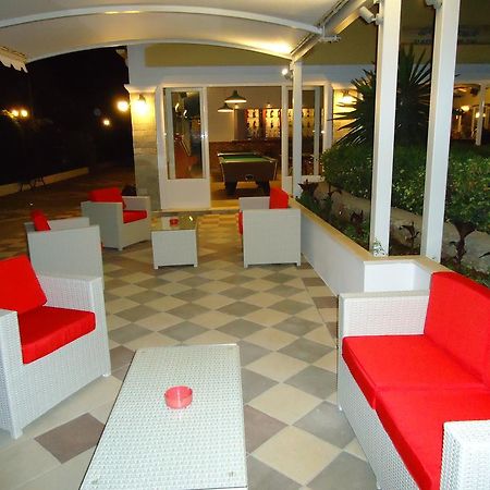 Matoula Aparthotel Acharavi  Exterior photo