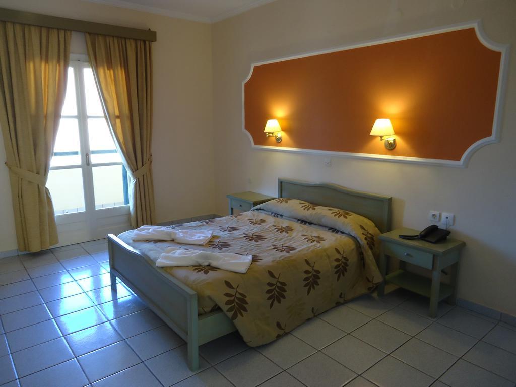 Matoula Aparthotel Acharavi  Room photo