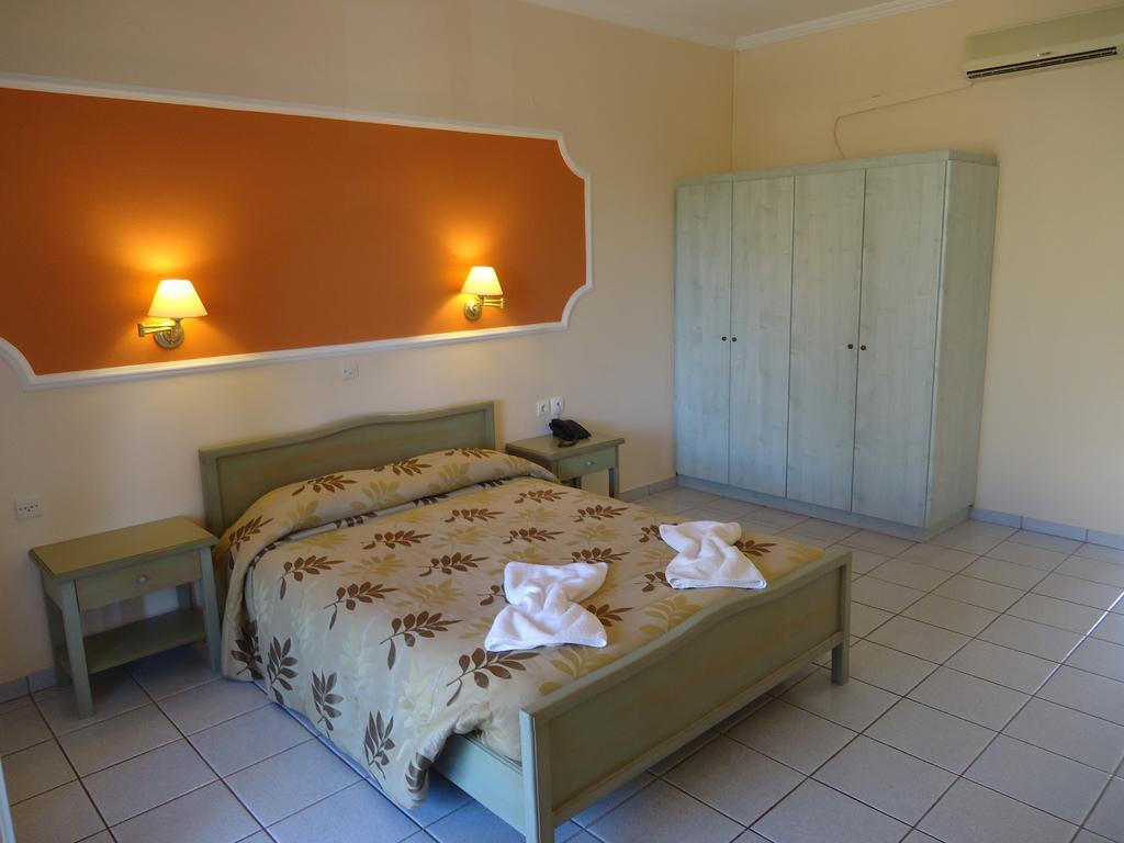 Matoula Aparthotel Acharavi  Room photo